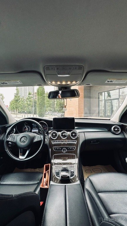 Mercedes C 300