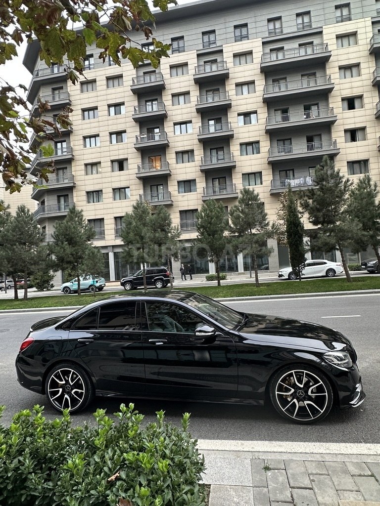 Mercedes C 300