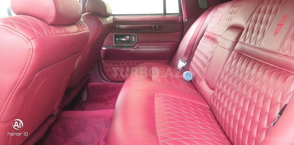 Lincoln Town Car