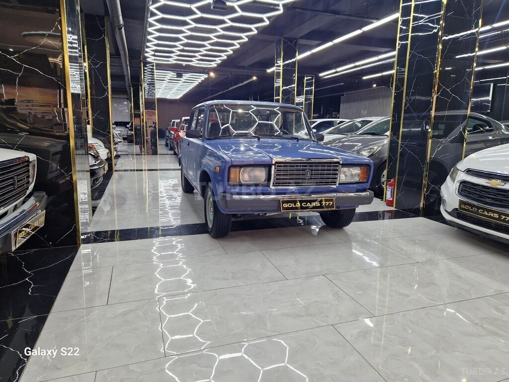 LADA (VAZ) 2107