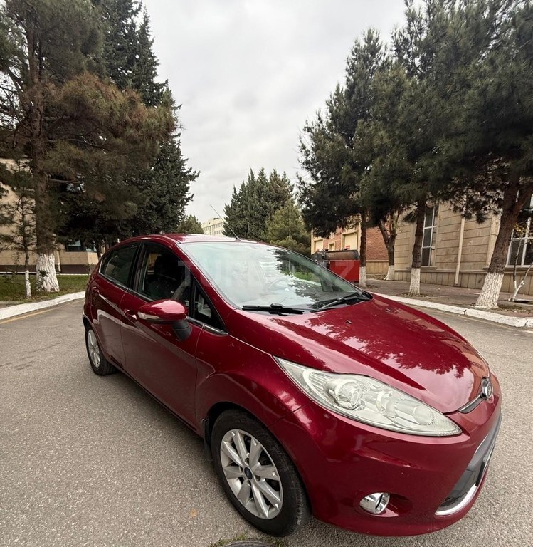 Ford Fiesta, 1.4 L, 2012 il, 127 000 km Bakı almaq - qiyməti 12 100 AZN ...