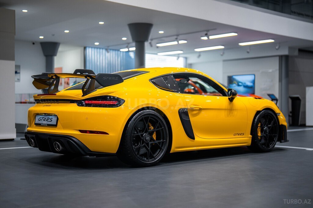 Porsche 718 Cayman GT4 RS