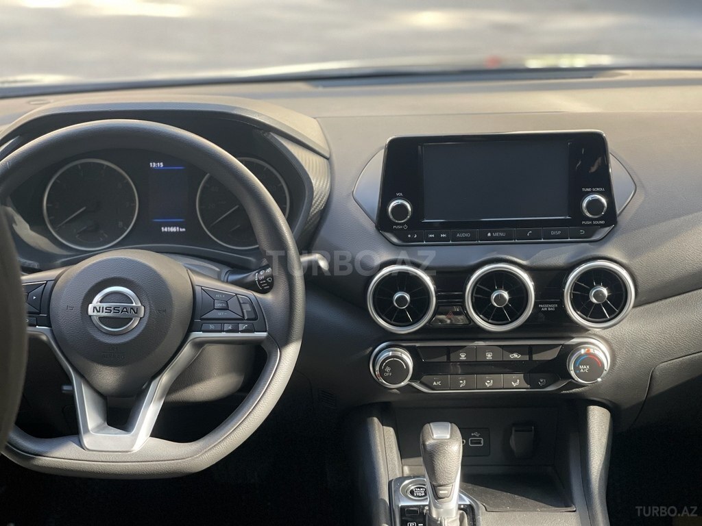 Nissan Sentra
