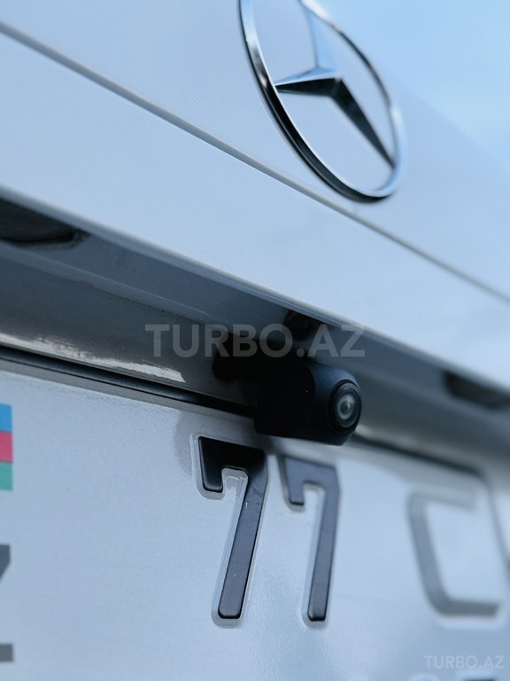 Mercedes C 230