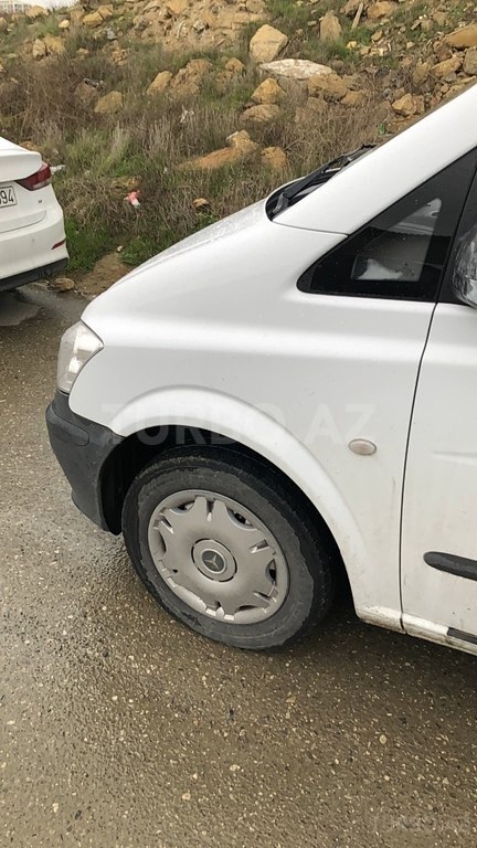 Mercedes Vito
