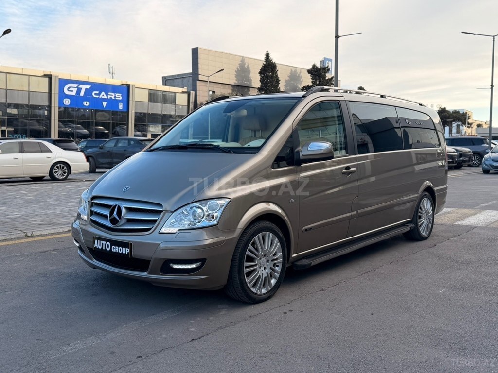 Mercedes Viano