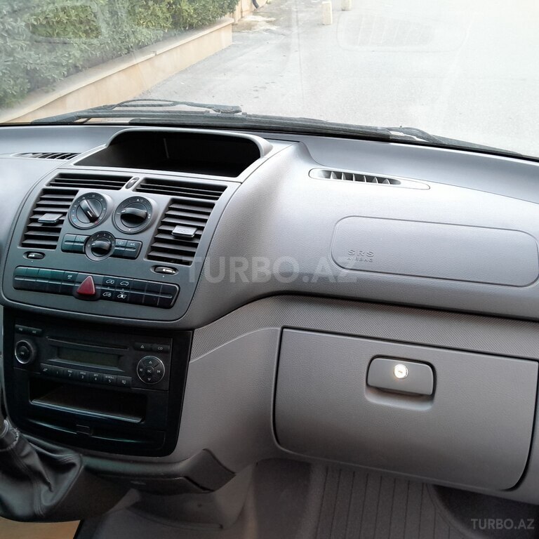 Mercedes Vito