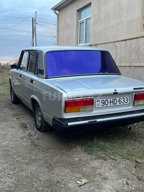 LADA (VAZ) 2107
