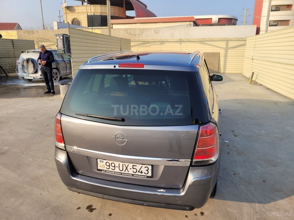 Opel Zafira