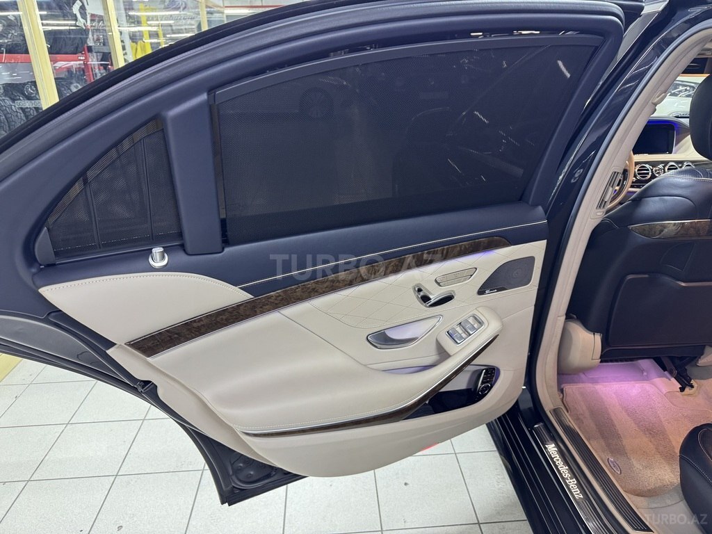 Mercedes S 500