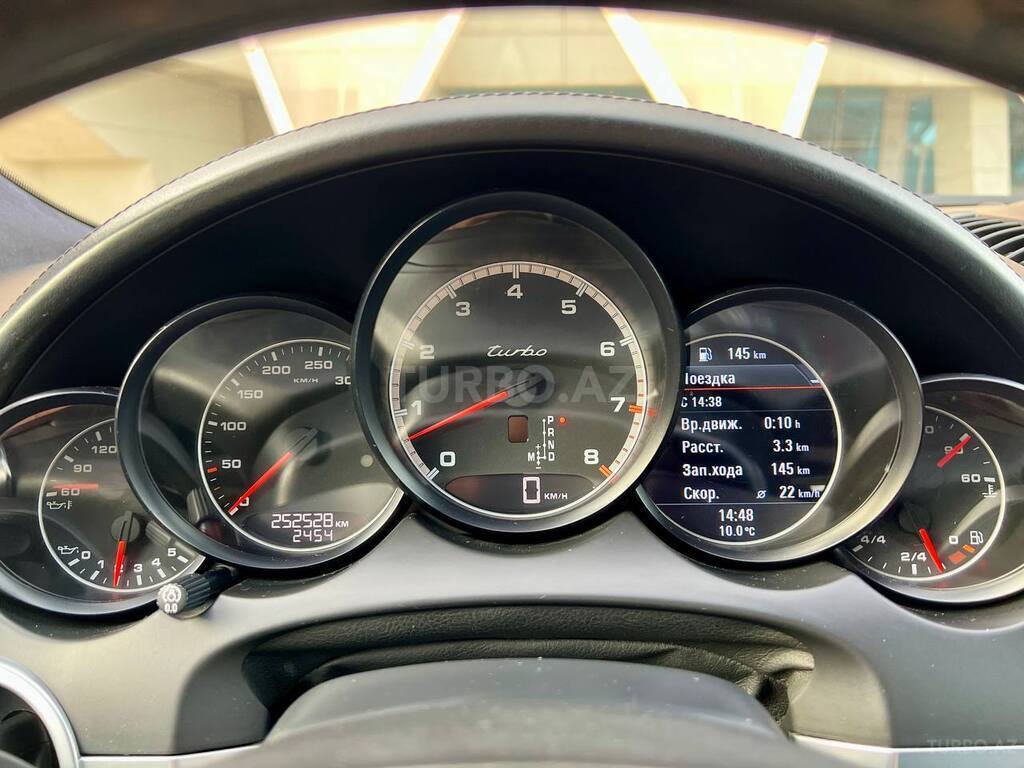 Porsche Cayenne Turbo