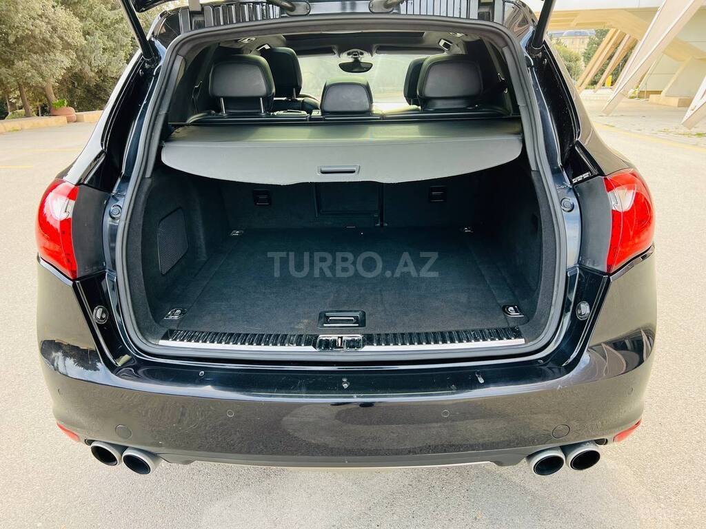 Porsche Cayenne Turbo
