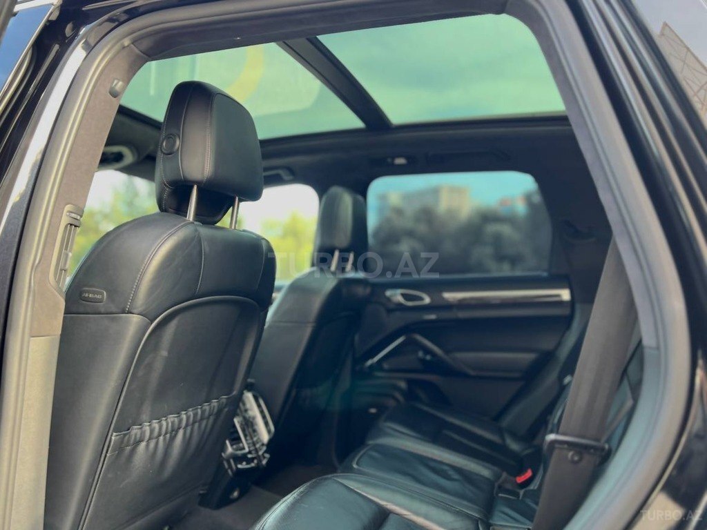Porsche Cayenne Turbo