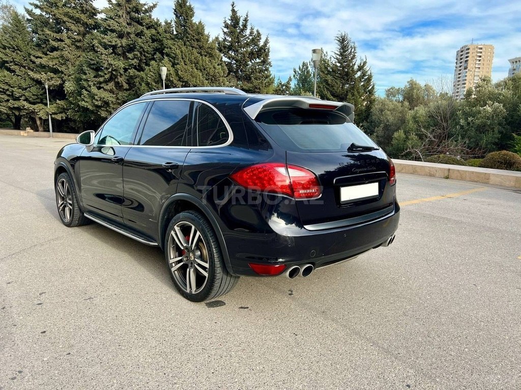 Porsche Cayenne Turbo
