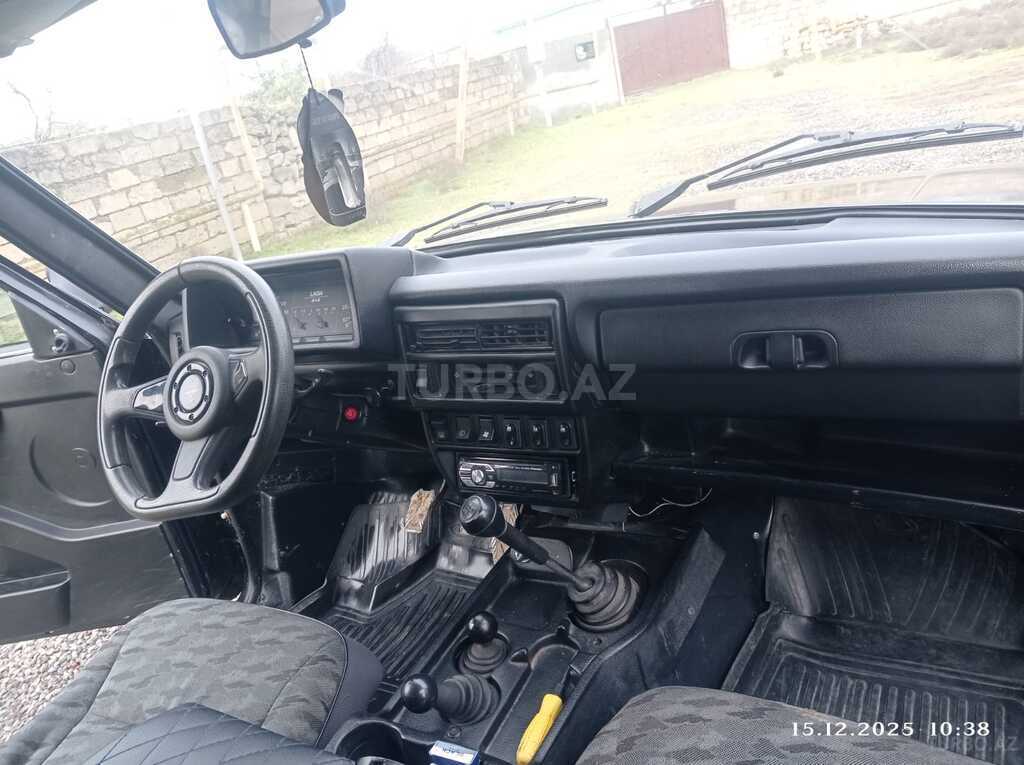 LADA (VAZ) Niva
