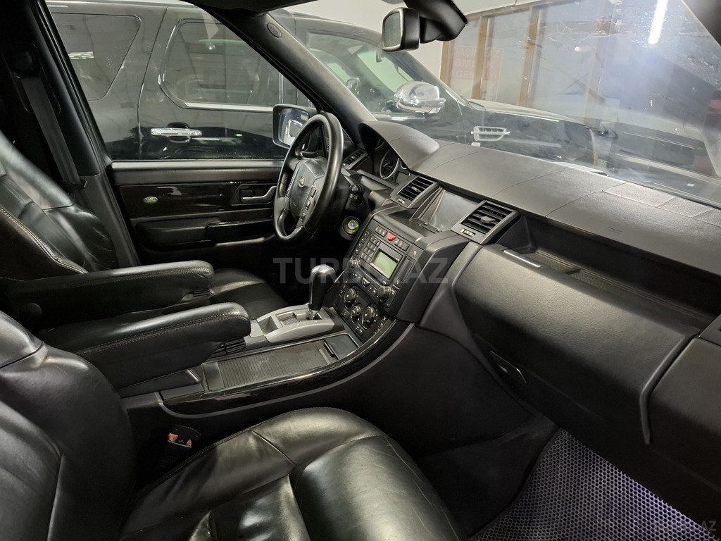 Land Rover RR Sport