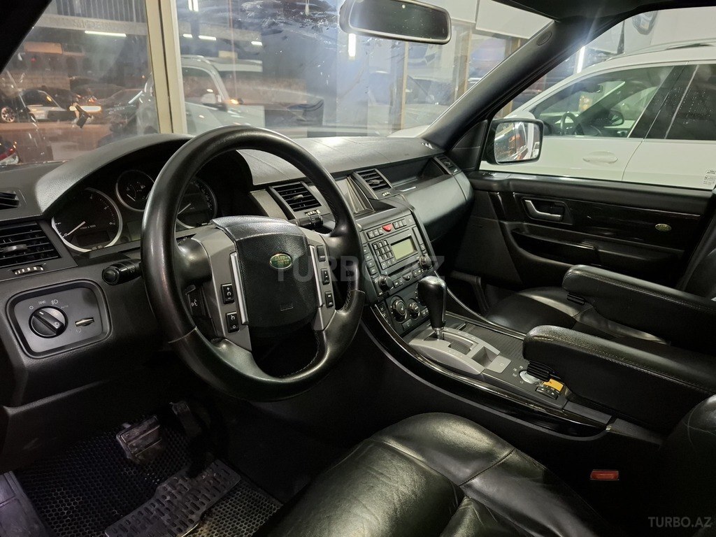 Land Rover RR Sport