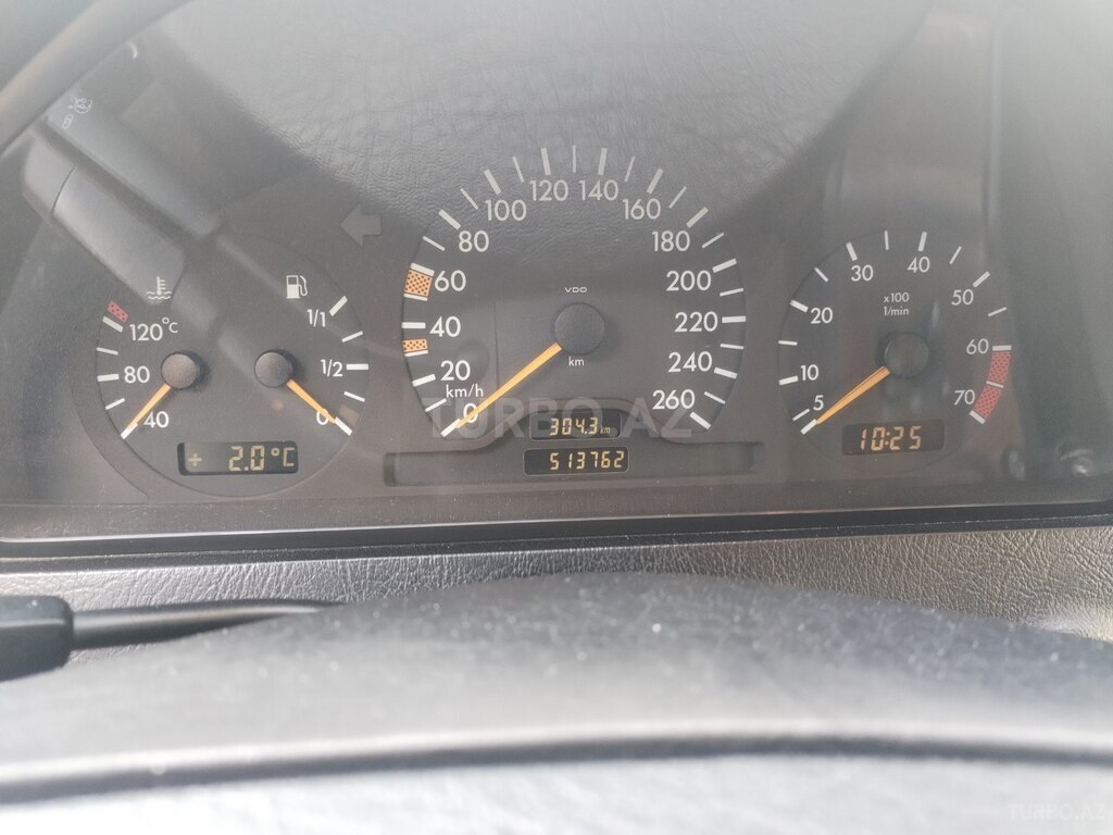 Mercedes C 240
