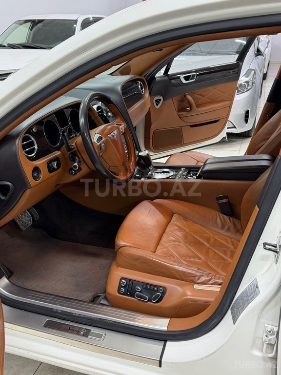Bentley Continental Flying Spur