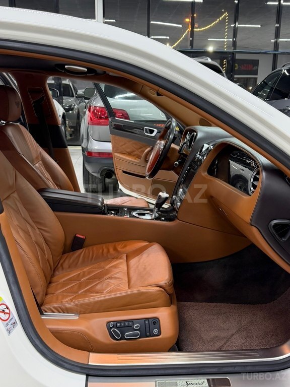Bentley Continental Flying Spur