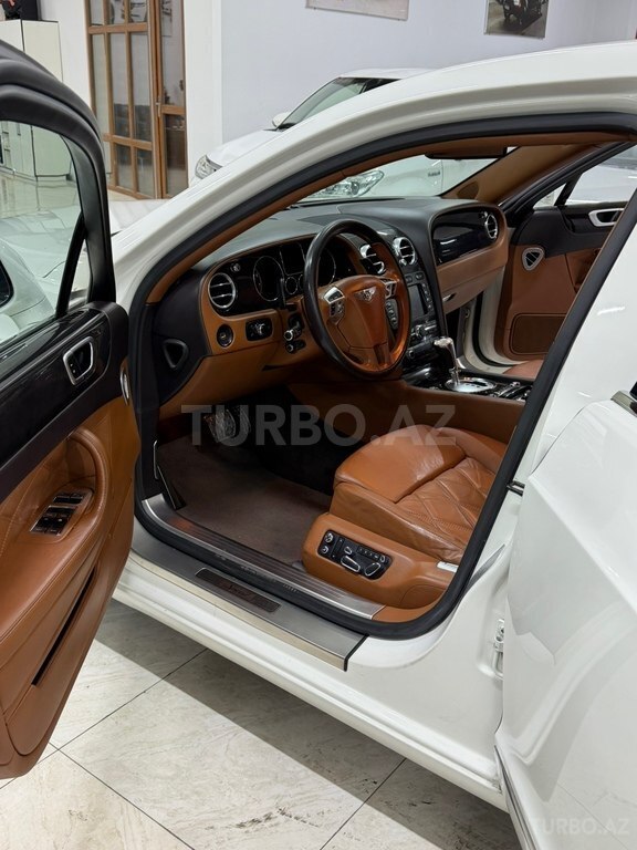 Bentley Continental Flying Spur