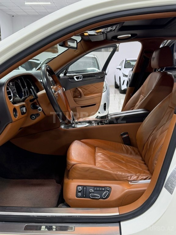 Bentley Continental Flying Spur