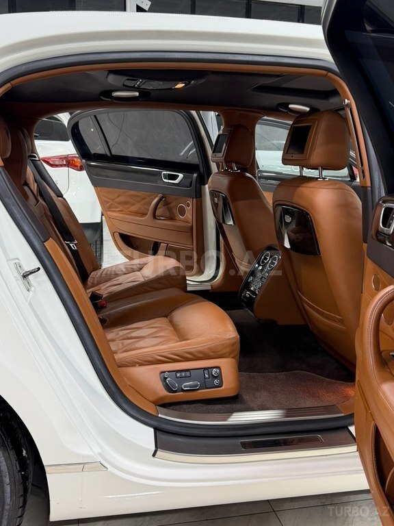 Bentley Continental Flying Spur