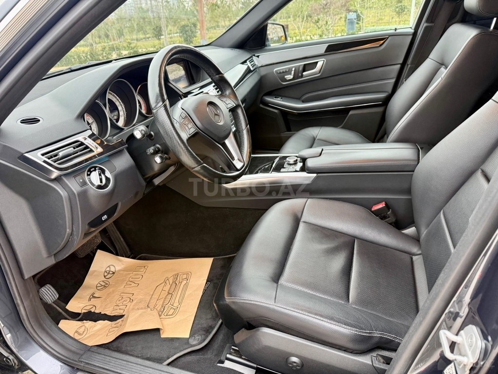 Mercedes E 200
