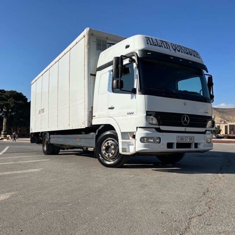 Mercedes Atego 1222