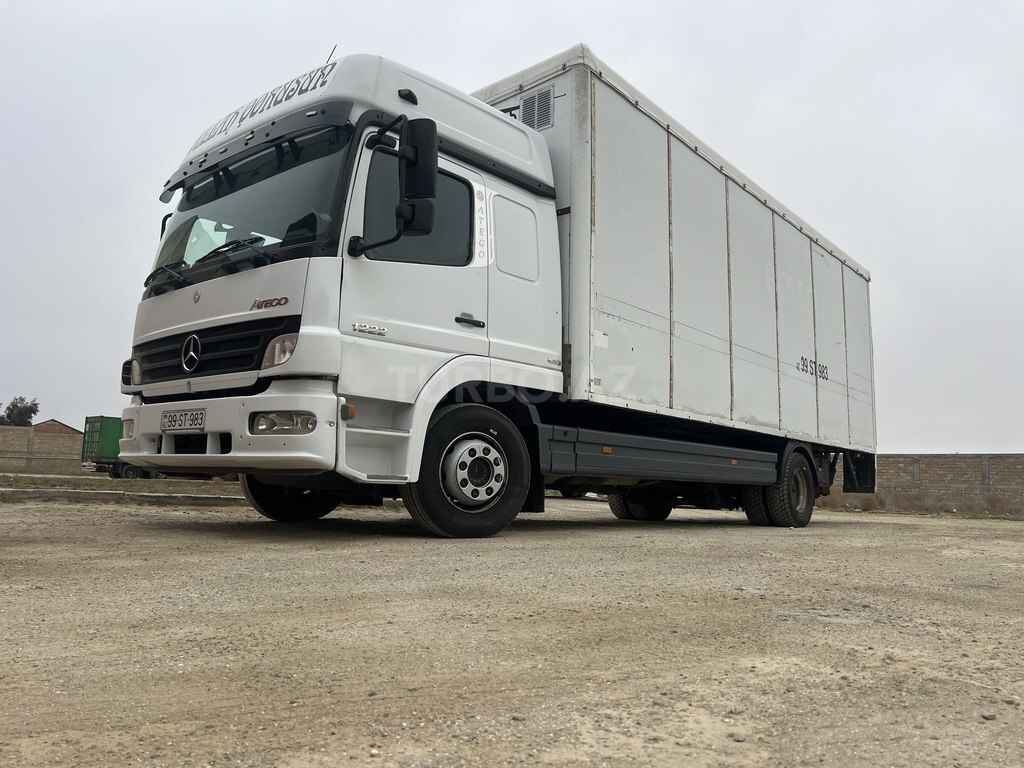 Mercedes Atego 1222