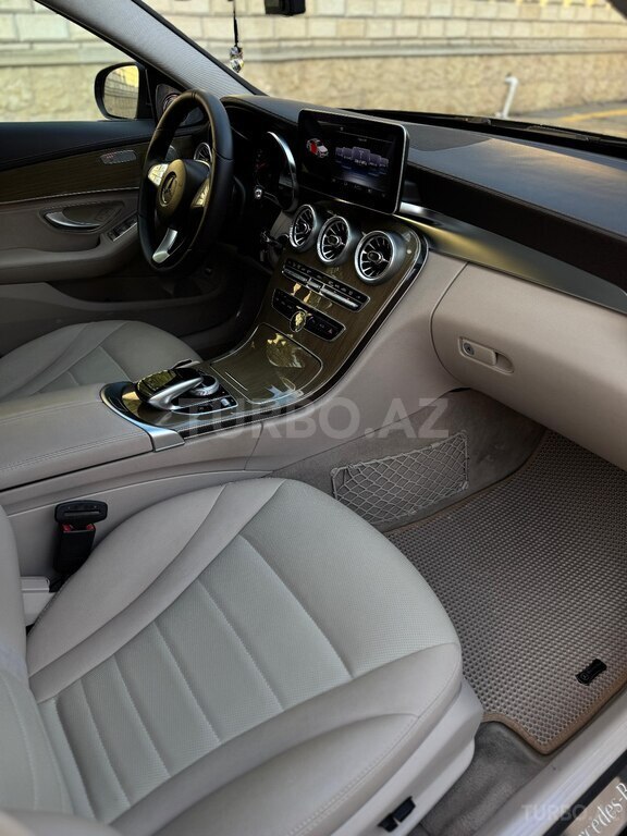 Mercedes C 180