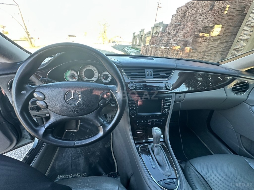 Mercedes CLS 55 AMG