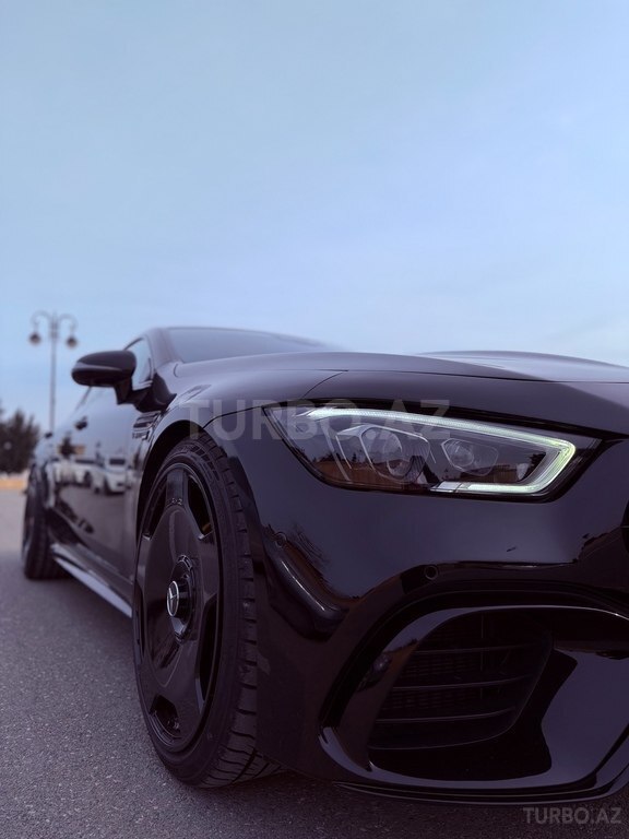 Mercedes AMG GT 63 S 4MATIC+