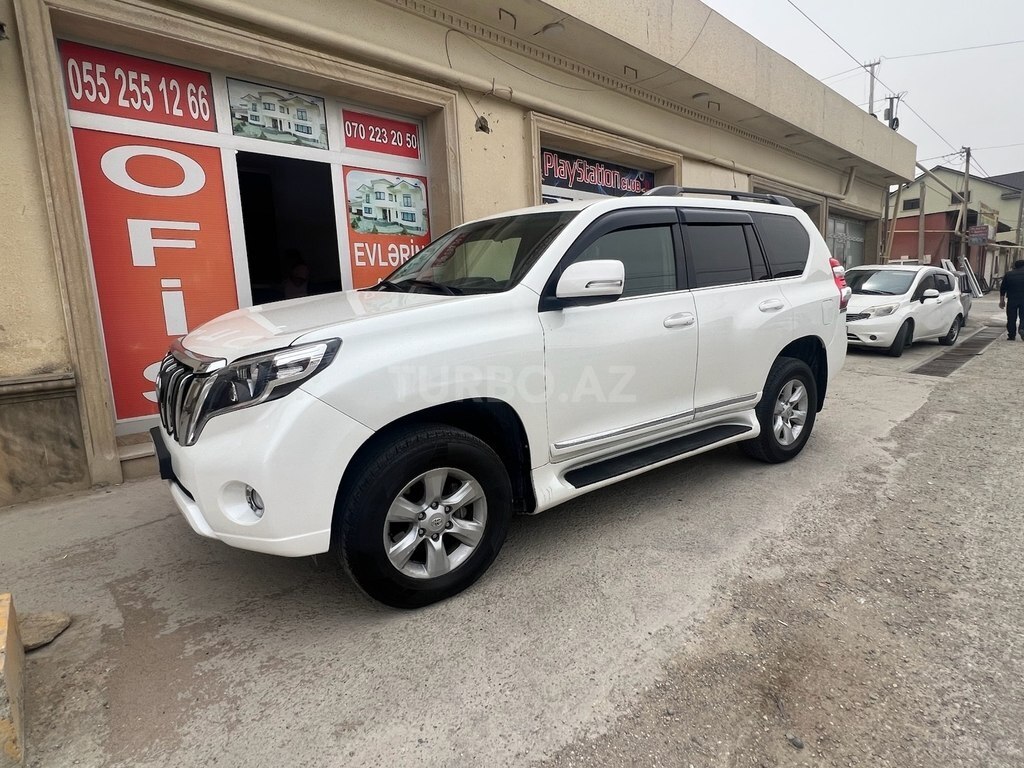 Toyota Land Cruiser Prado