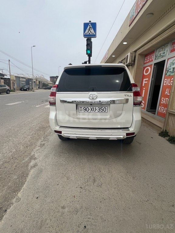 Toyota Land Cruiser Prado
