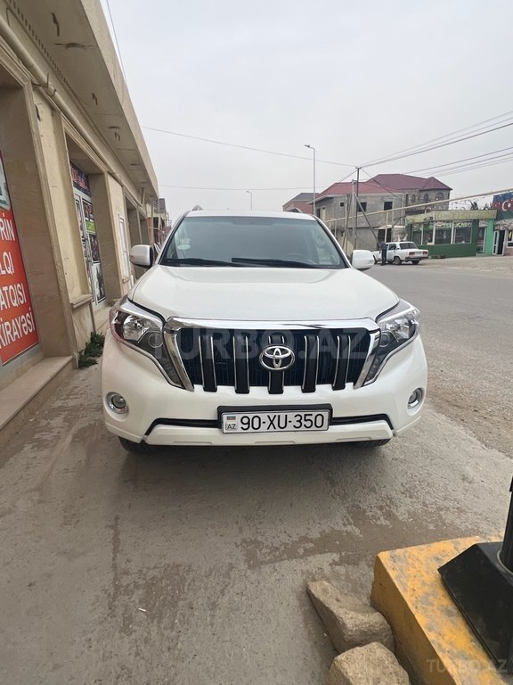 Toyota Land Cruiser Prado