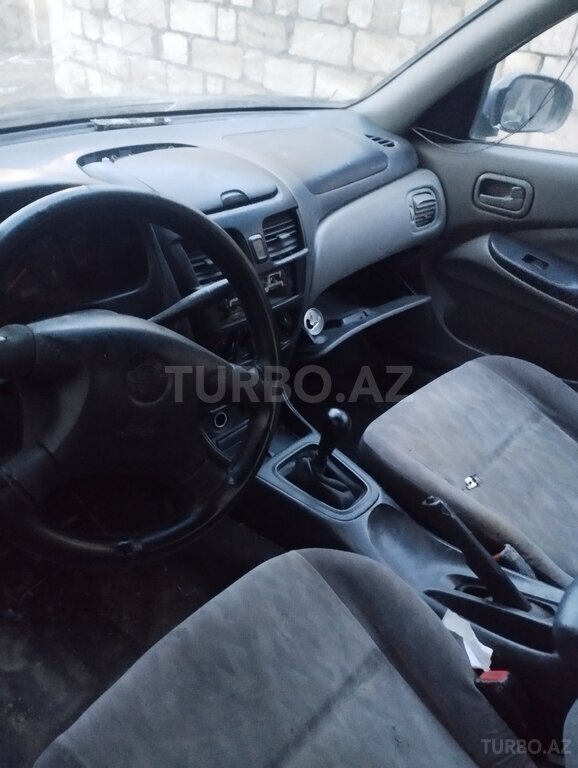 Nissan Sunny