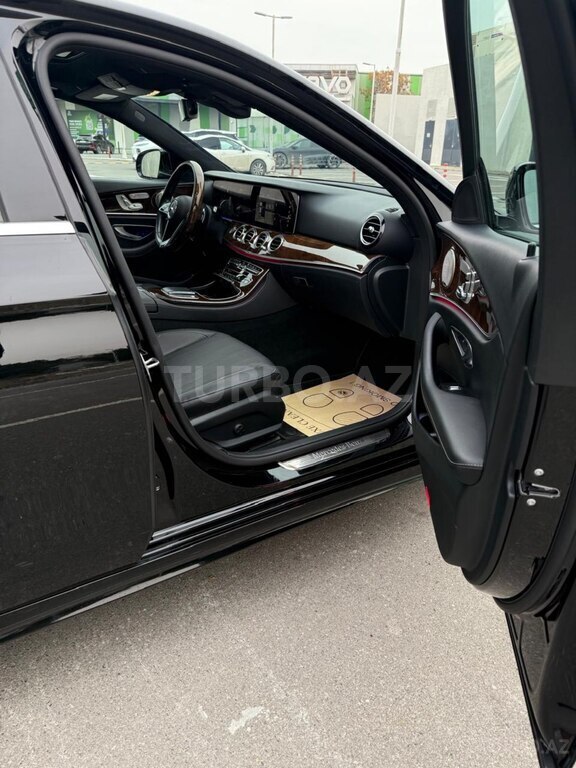 Mercedes E 350