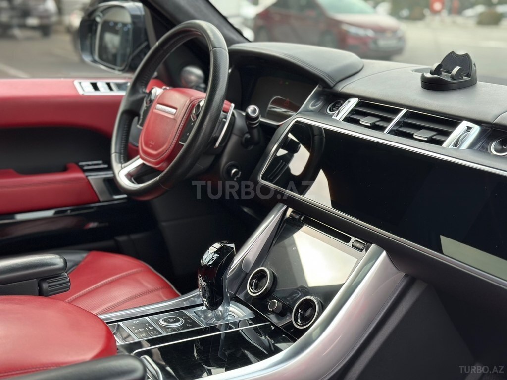 Land Rover RR Sport