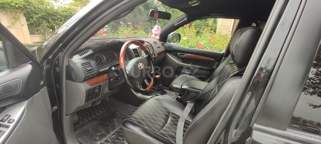 Toyota Land Cruiser Prado
