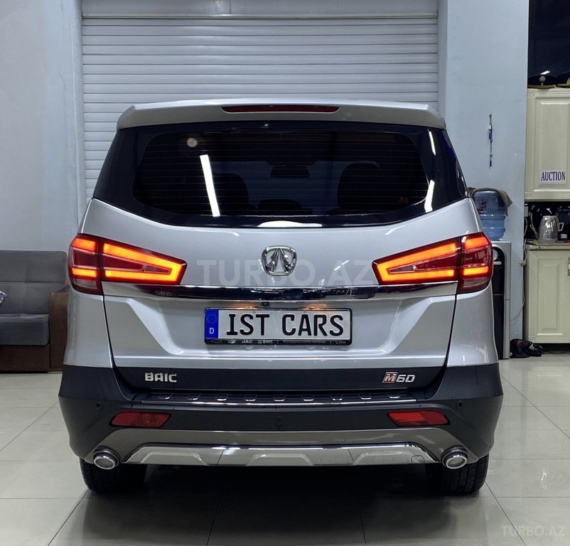 Baic M60