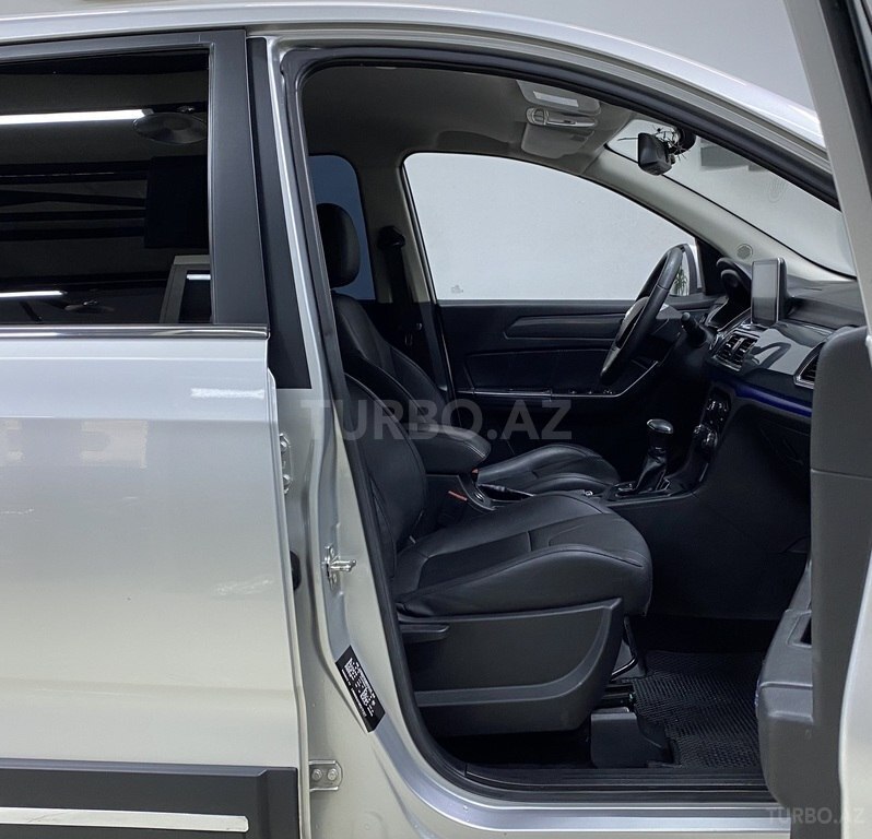 Baic M60