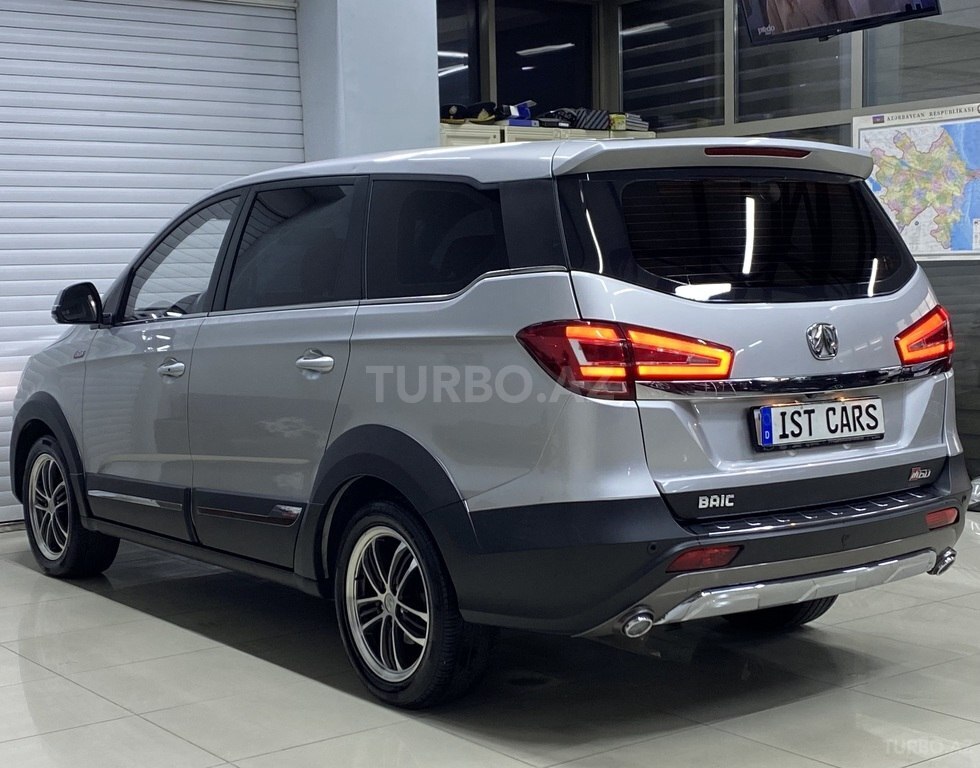 Baic M60