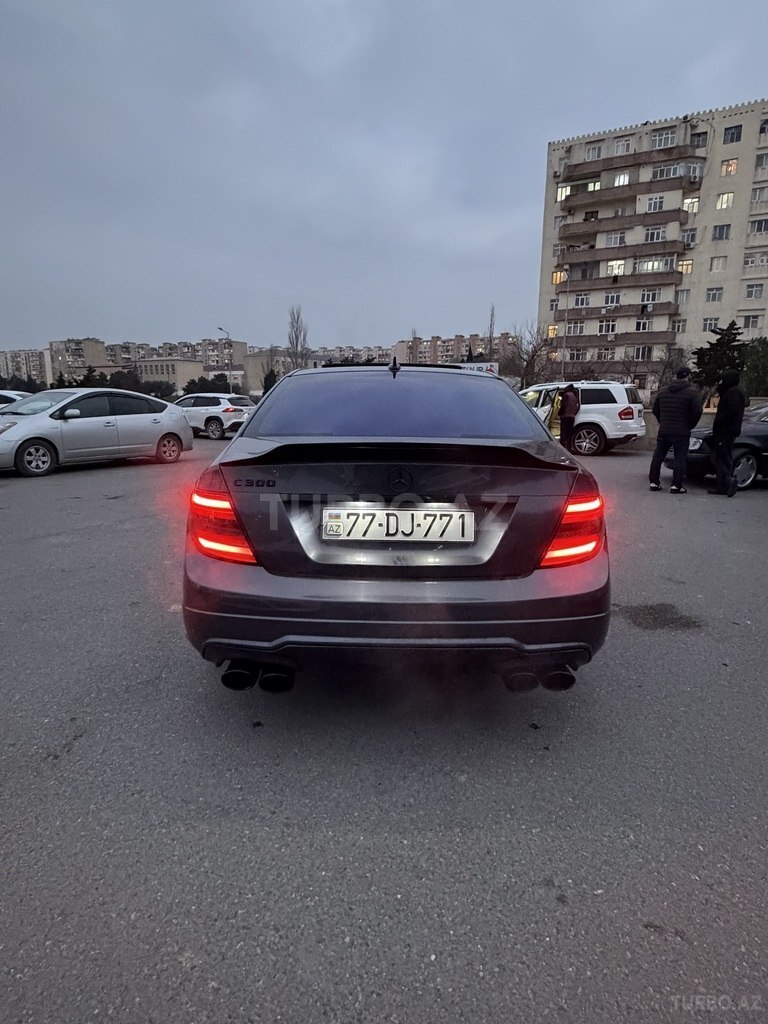 Mercedes C 300 4MATIC