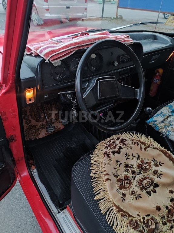 Moskvich 2140