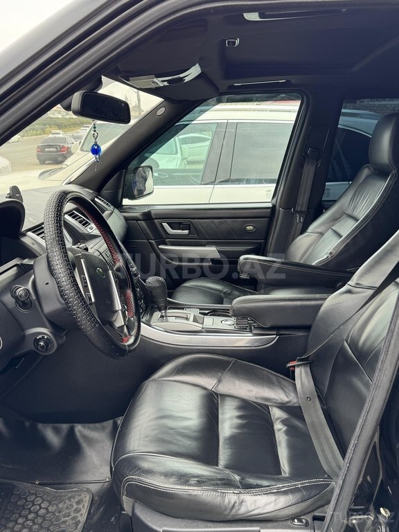 Land Rover RR Sport