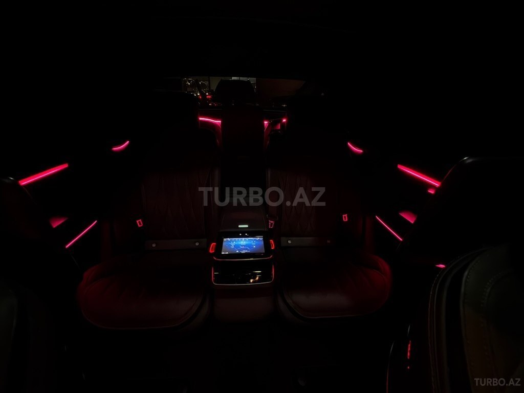 Mercedes S 63 AMG