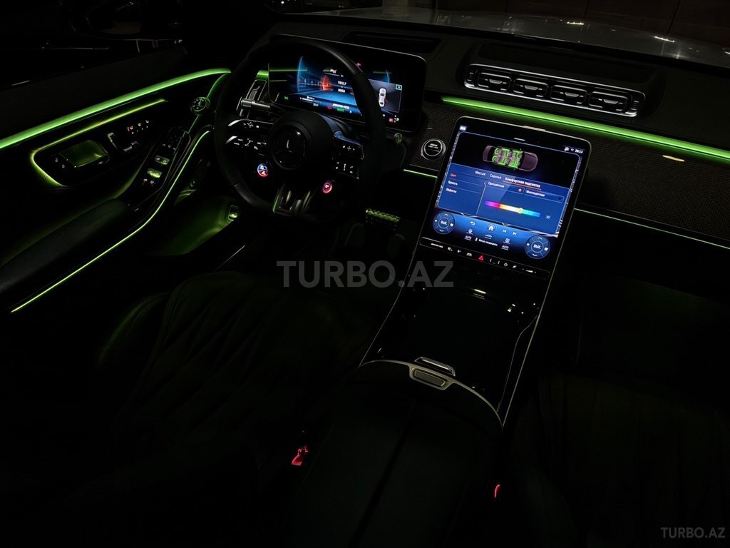 Mercedes S 63 AMG