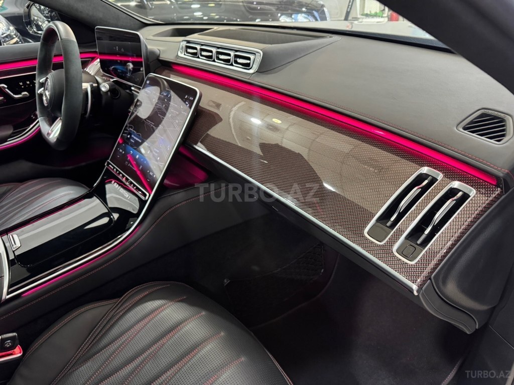 Mercedes S 63 AMG