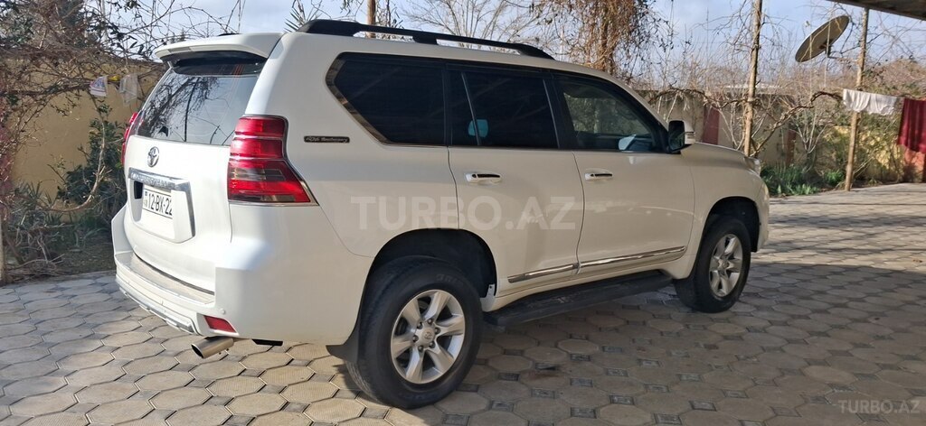 Toyota Land Cruiser Prado
